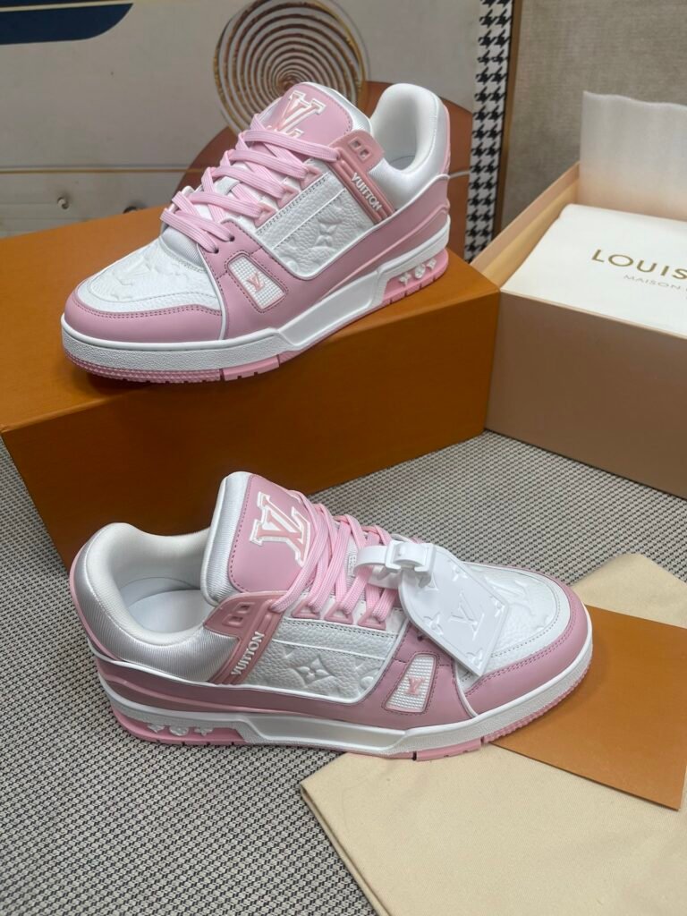Louis Vuitton Unisex Basketball Sneakers detail 2