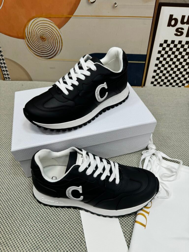 Dior Unisex Chunky Sneakers detail image 2