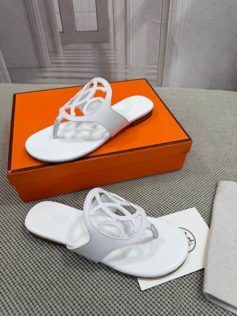 Hermès Unisex Slides detail 2