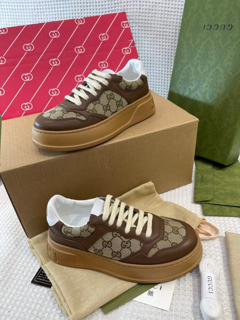 Gucci Unisex Chunky Sneakers detail 2