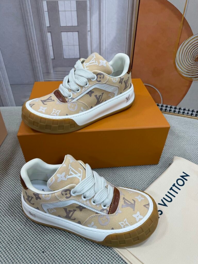 Louis Vuitton Unisex Athletic Sneakers detail image 2