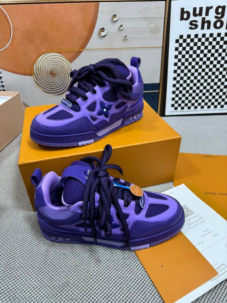Louis Vuitton Unisex Chunky Sneakers detail 2