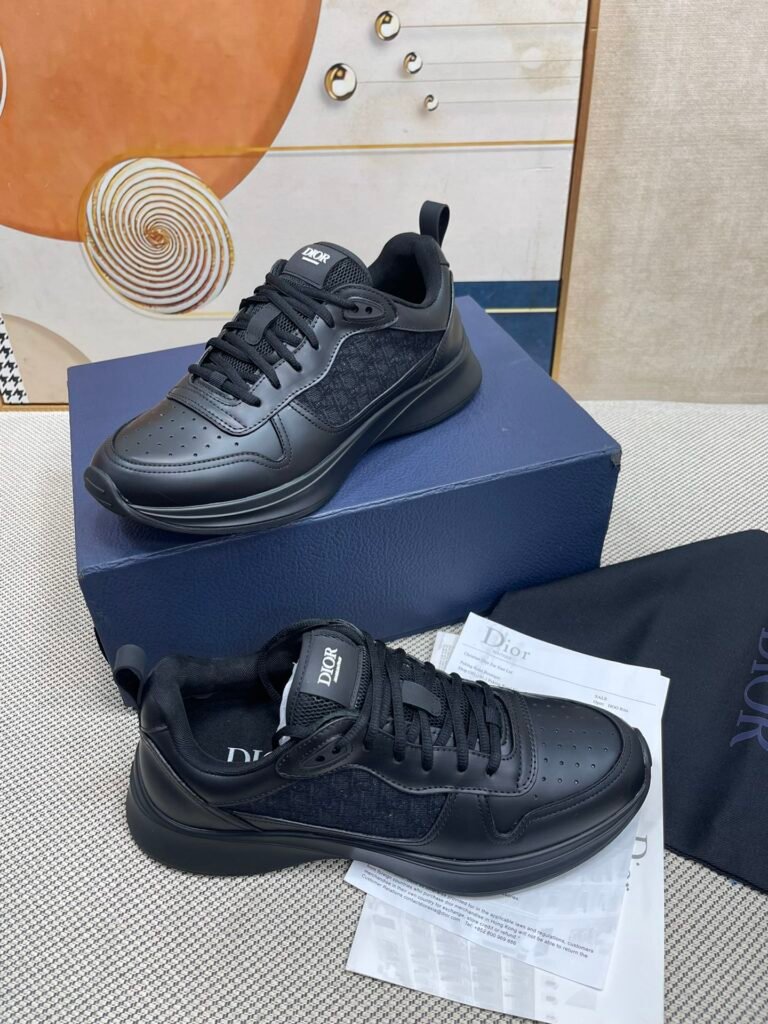 Dior Unisex Chunky Sneakers detail 2