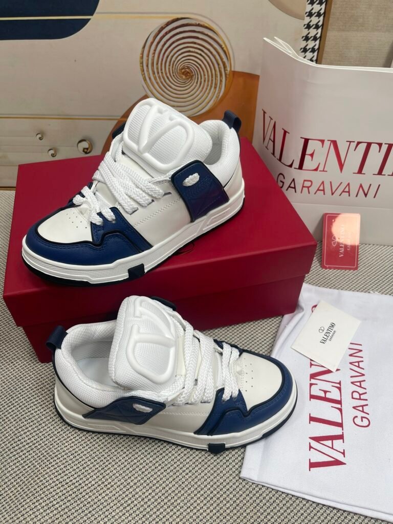 Valentino Garavani Unisex Chunky Sneakers detail image 2