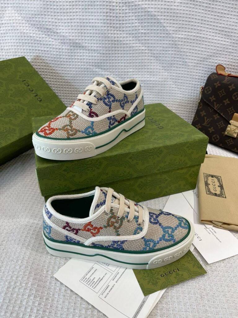 Gucci Unisex High-Top Sneakers detail 2