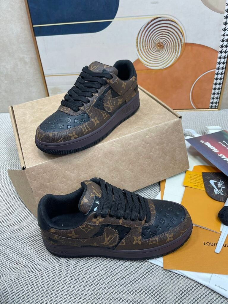 Louis Vuitton Unisex Athletic Sneakers detail 2