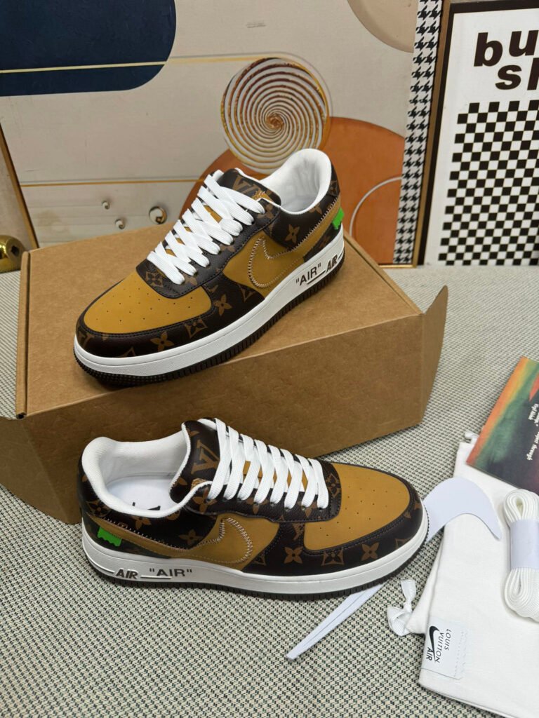 Louis Vuitton Unisex Athletic Sneakers detail image 2