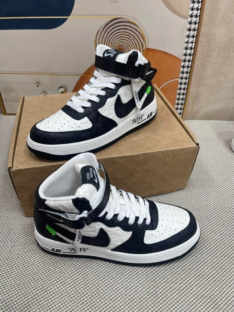 Louis Vuitton Unisex High-Top Sneakers detail image 2