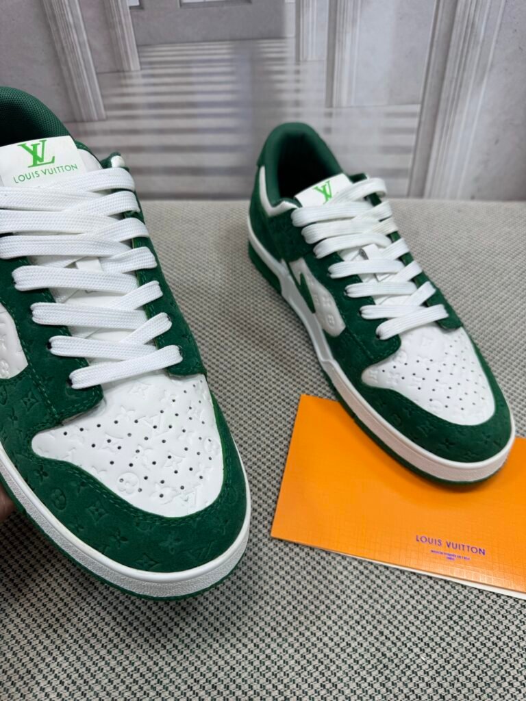 Louis Vuitton Unisex Athletic Sneakers detail 2