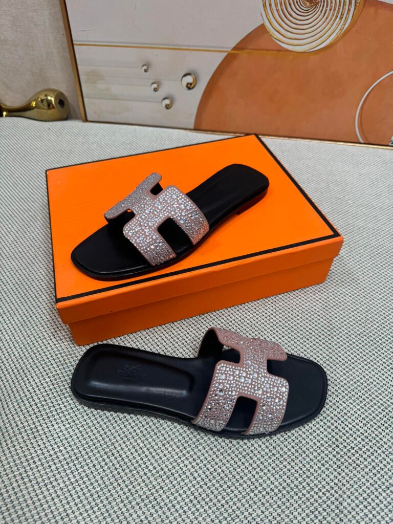 Hermès Unisex Slides detail 2