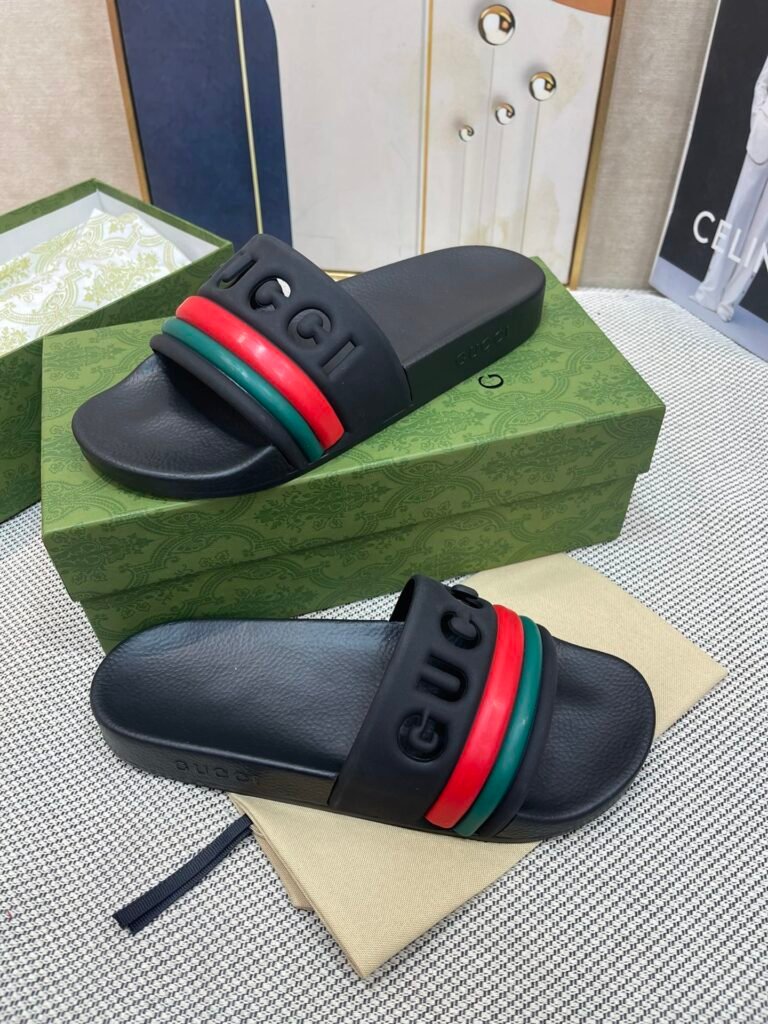 Gucci Unisex Low-Top Sneakers detail 2
