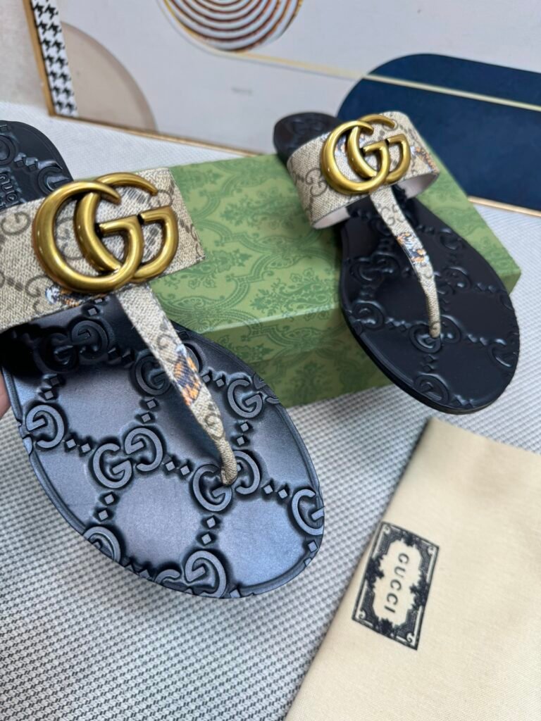 Gucci Unisex Slides detail image 2