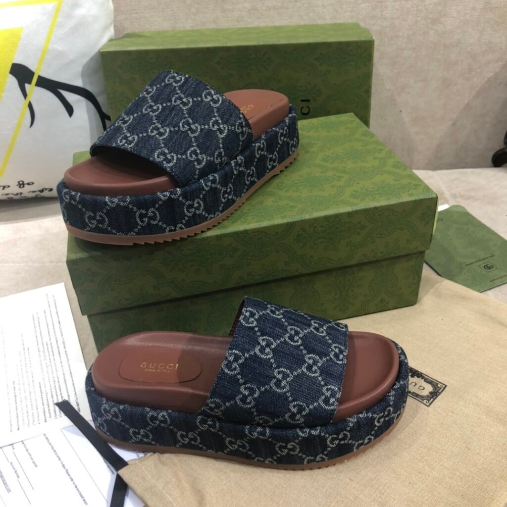 Gucci Women's Slides detail image 2