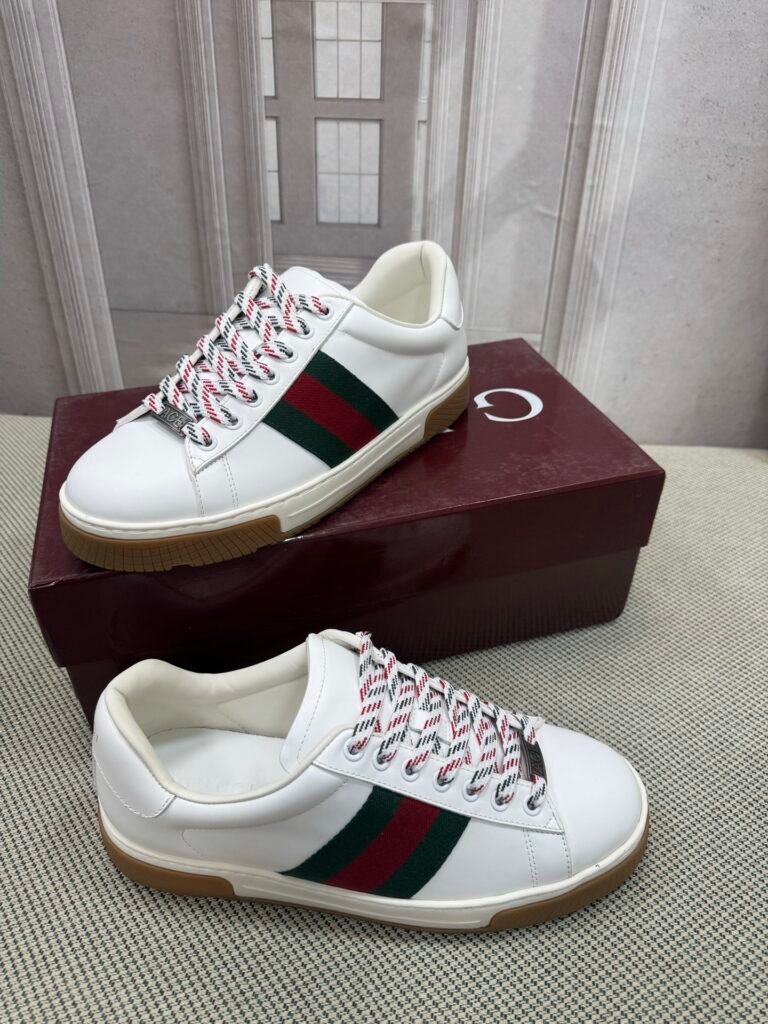Gucci Unisex Distressed Sneakers detail image 2