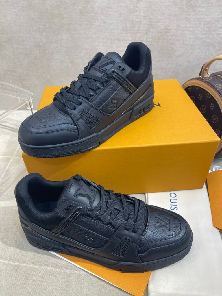 Louis Vuitton Unisex Basketball Sneakers detail 2