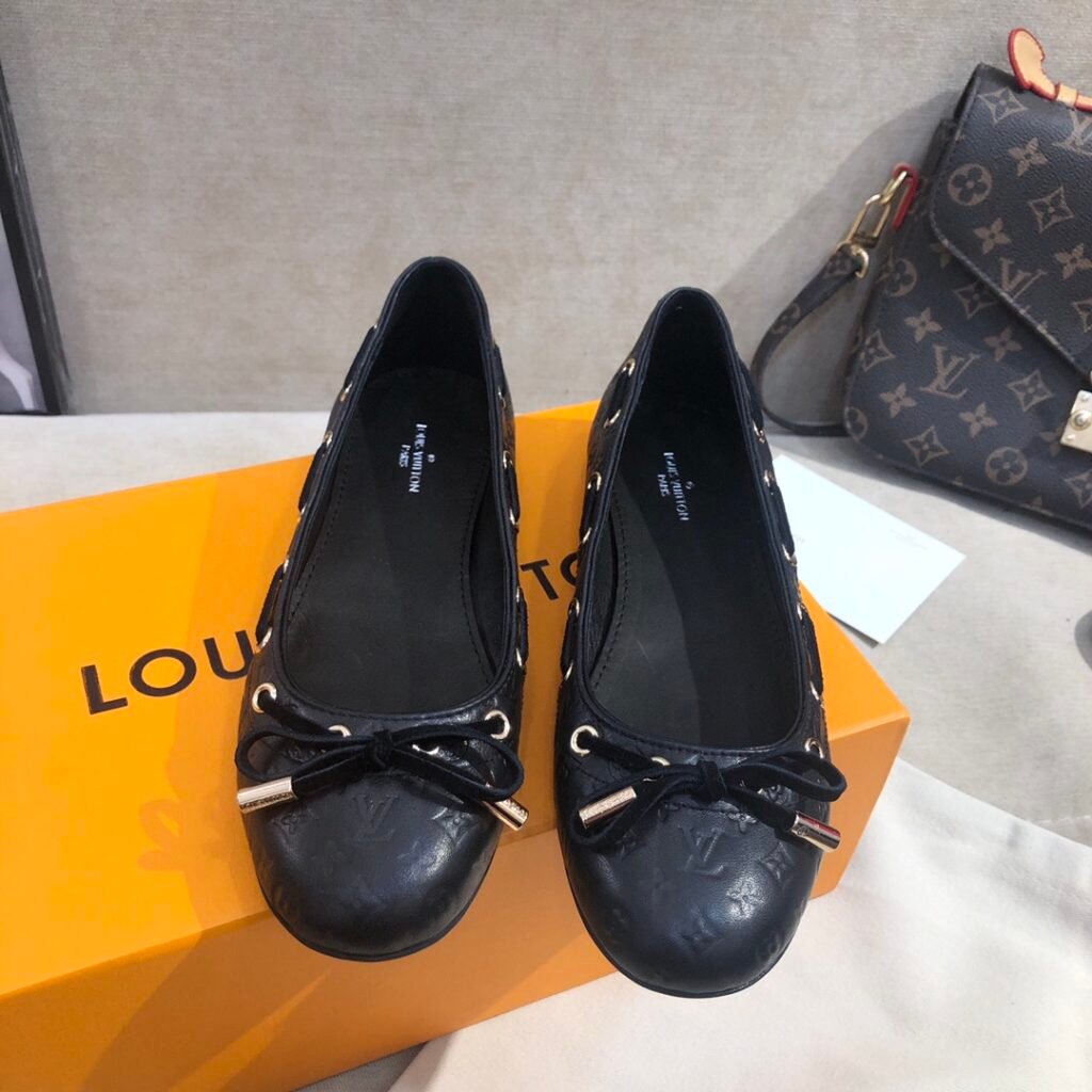 Louis Vuitton Women's Driving Loafers detail image 2