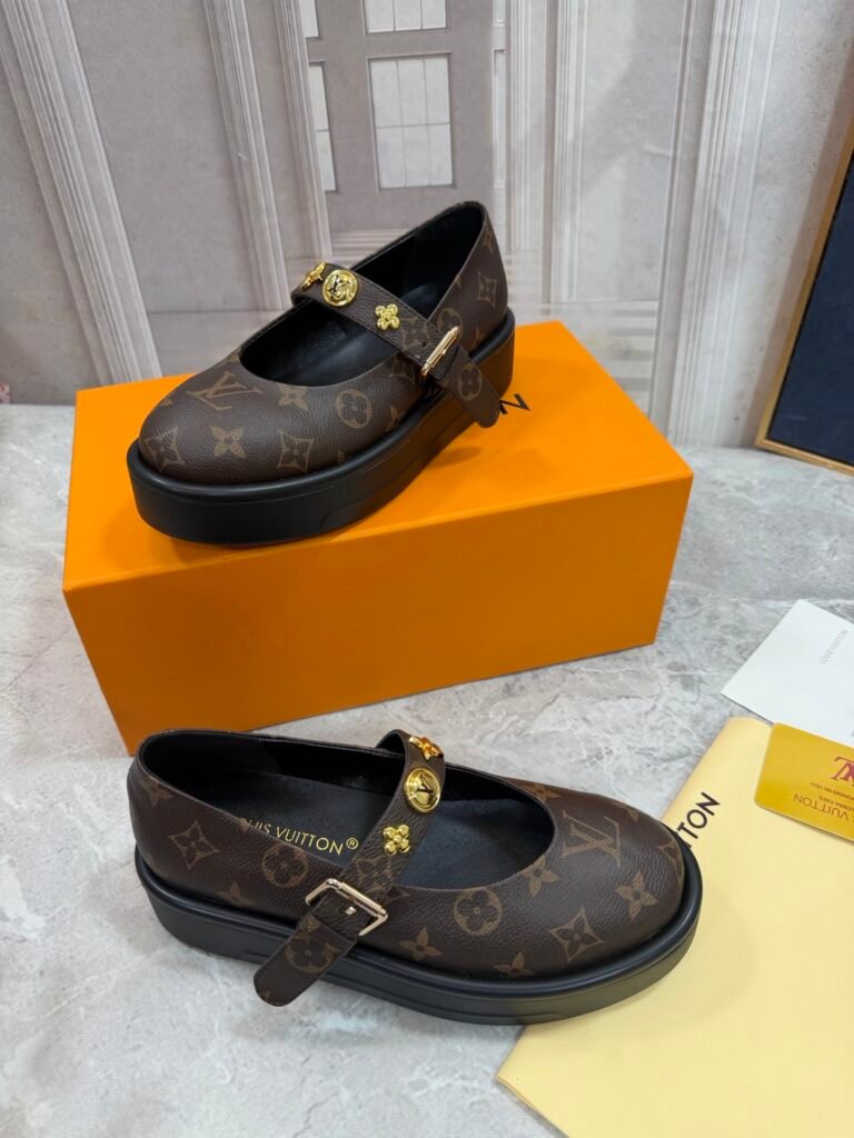 Louis Vuitton Men's Driving Loafers detail image 2