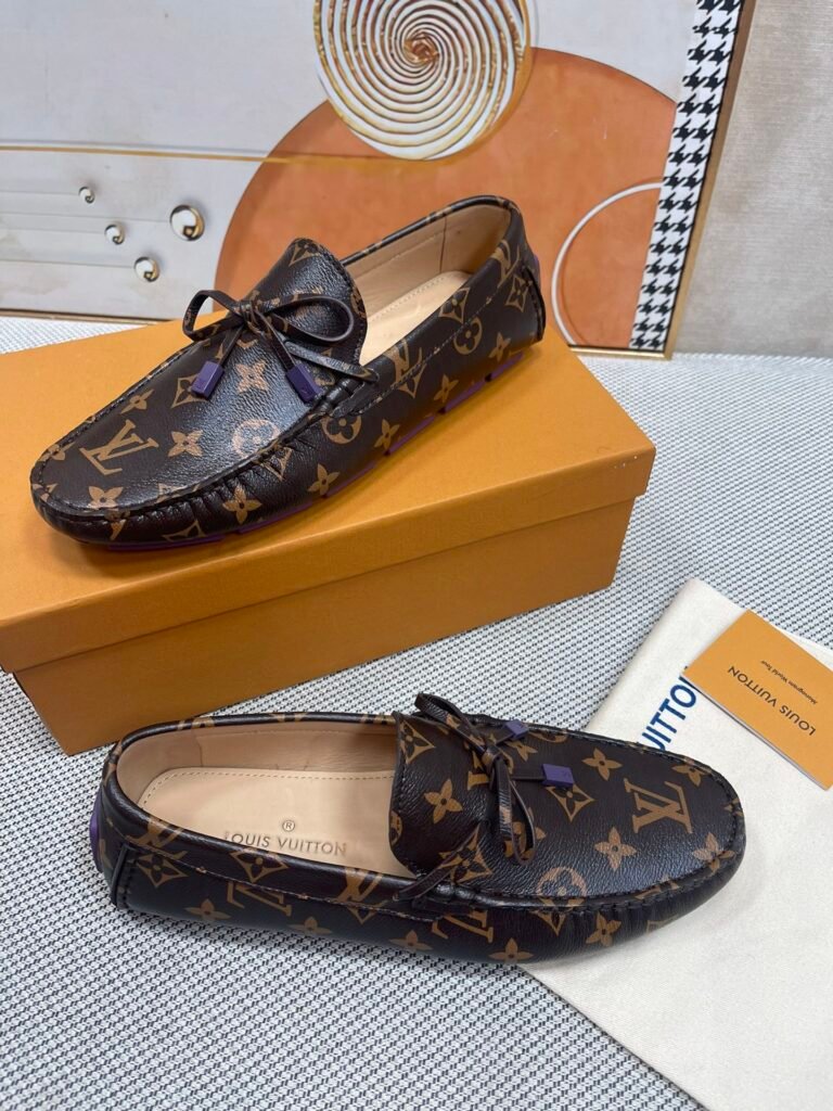 Louis Vuitton Unisex Driving Loafers detail 2