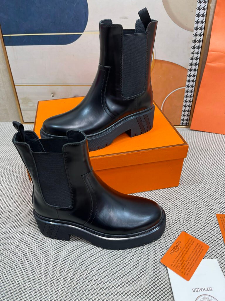 Hermès Unisex Boots detail 2