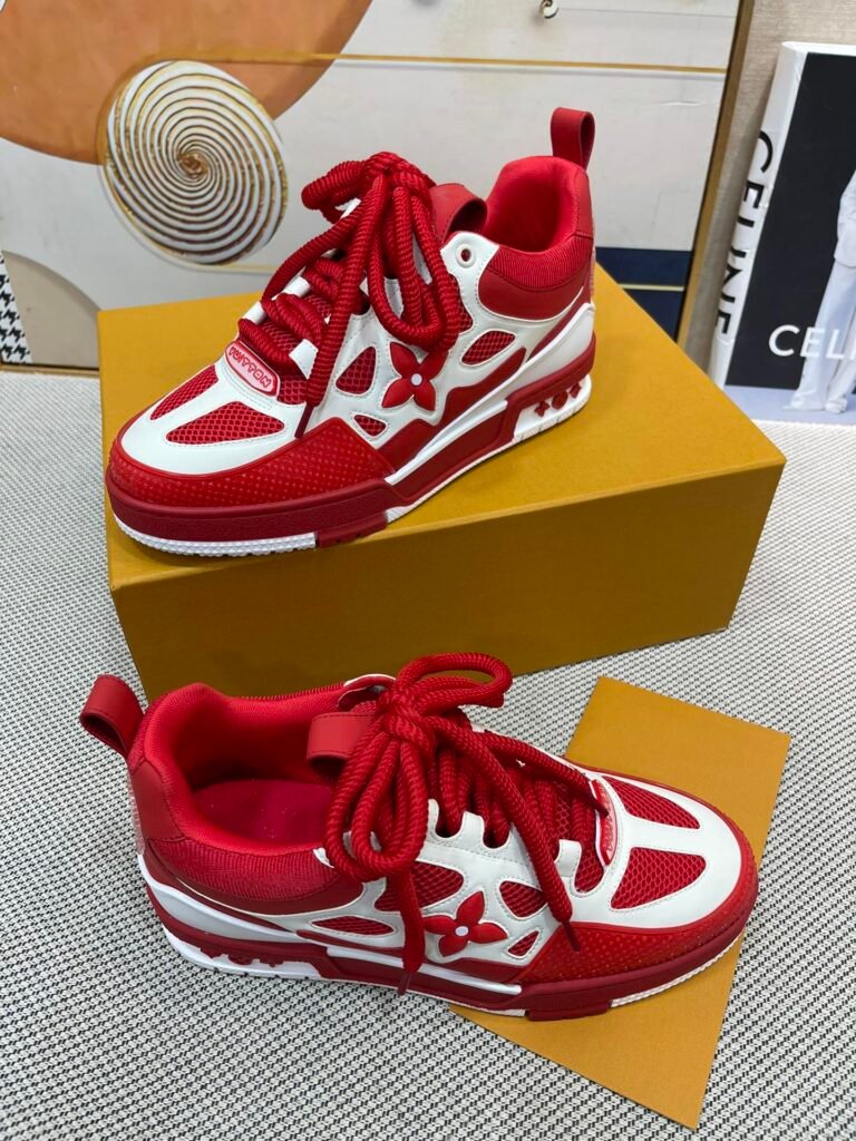 Louis Vuitton Unisex Chunky Sneakers detail 2