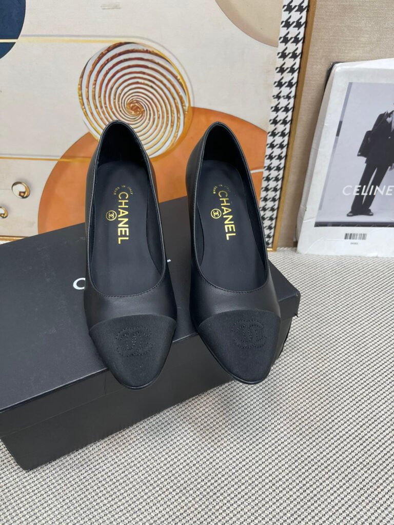 Chanel Unisex Boots detail 2