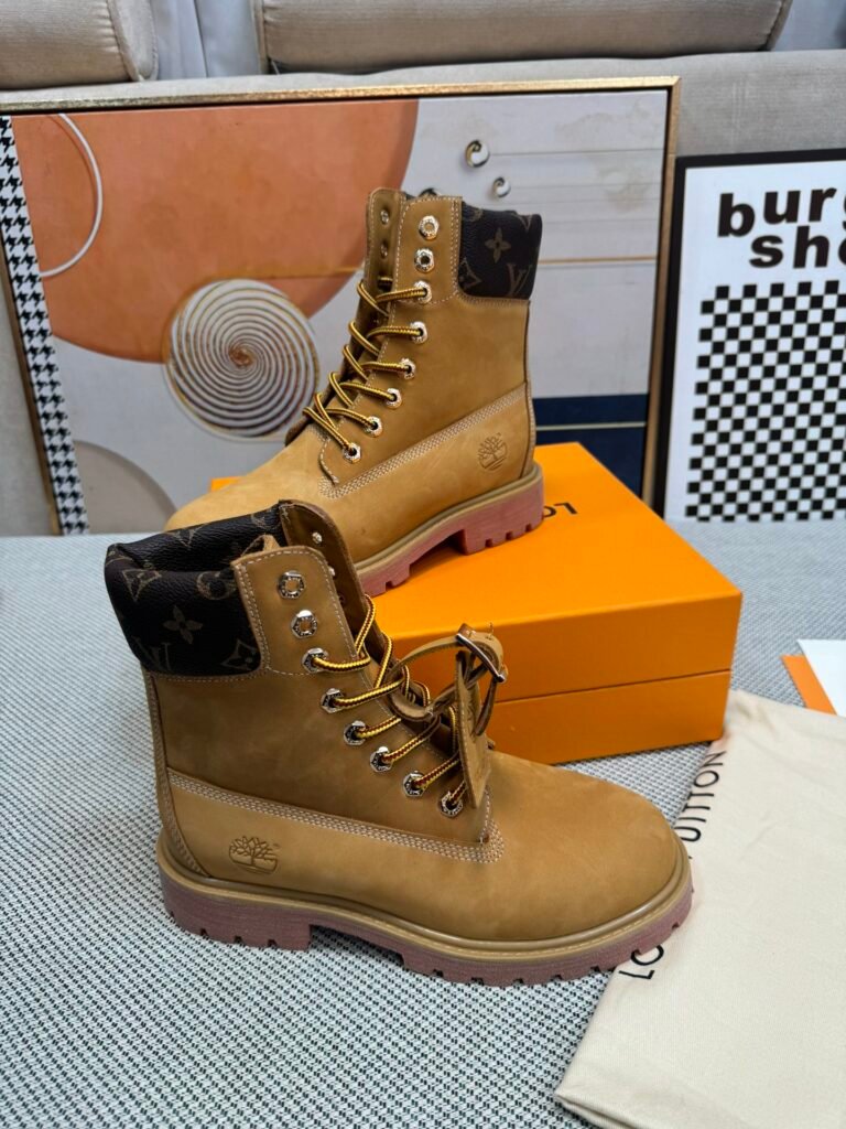 Louis Vuitton Unisex Boots detail image 2