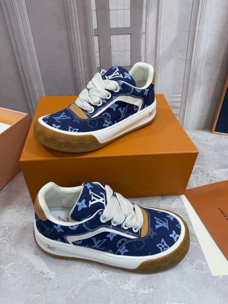 Louis Vuitton Unisex Athletic Sneakers detail image 2