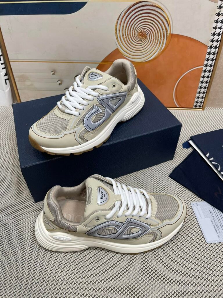 Dior Unisex Chunky Sneakers detail 2