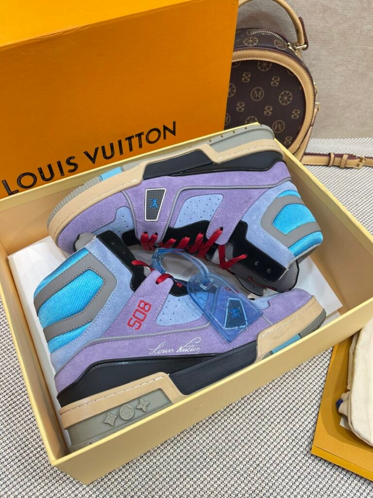 Louis Vuitton Unisex Boots detail image 2
