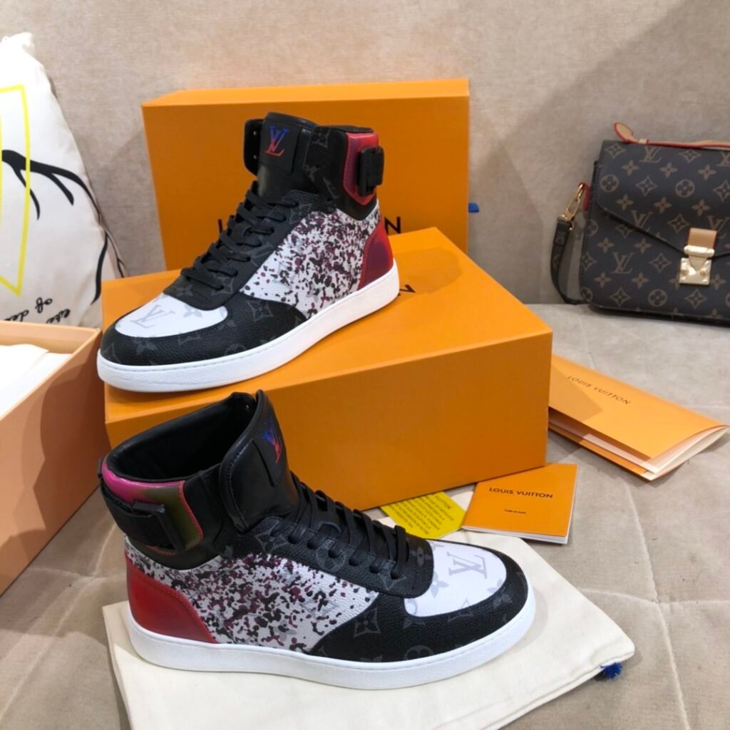 Louis Vuitton Unisex High-Top Sneakers detail 2