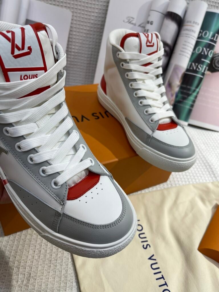 Louis Vuitton Unisex High-Top Sneakers detail 2
