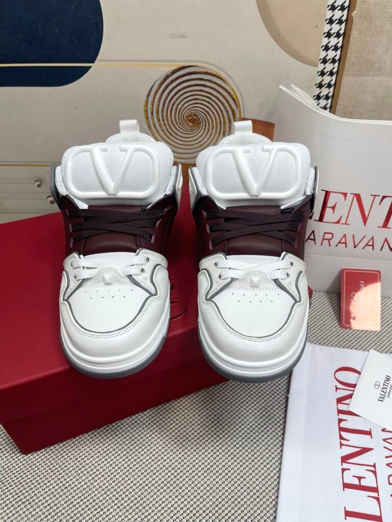 Valentino Garavani Unisex Chunky Sneakers detail image 2