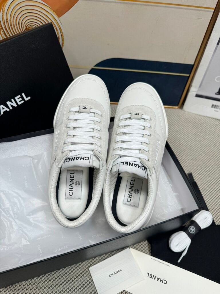 Chanel Women's Low-Top Sneakers detail 3