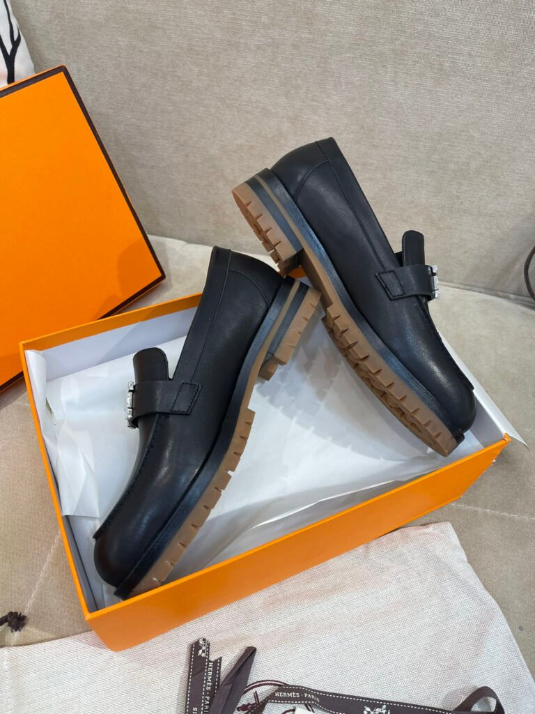 Hermès Unisex Loafers detail 3