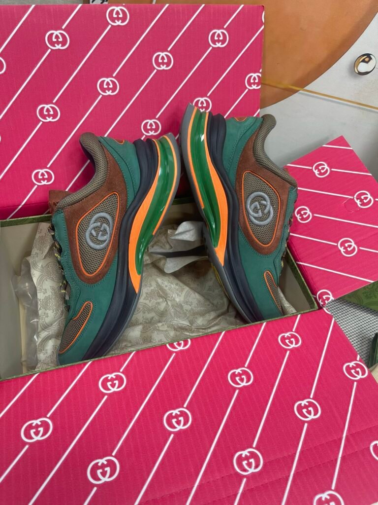 Gucci Unisex Chunky Sneakers detail 3