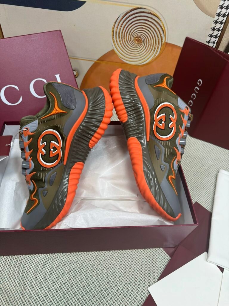 Gucci Unisex Chunky Sneakers detail 3