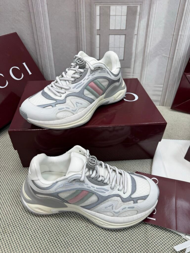 Gucci Unisex Athletic Sneakers detail 3
