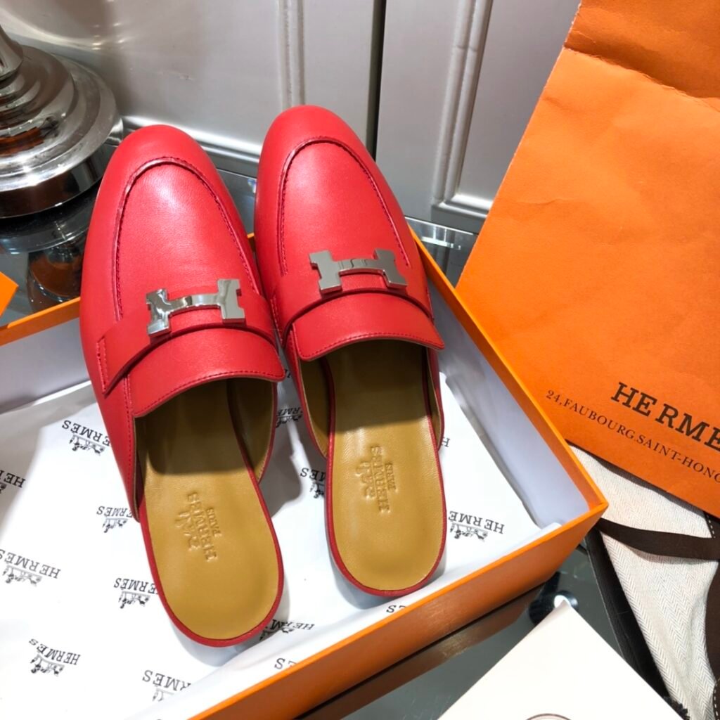 Hermès Unisex Loafers detail 3