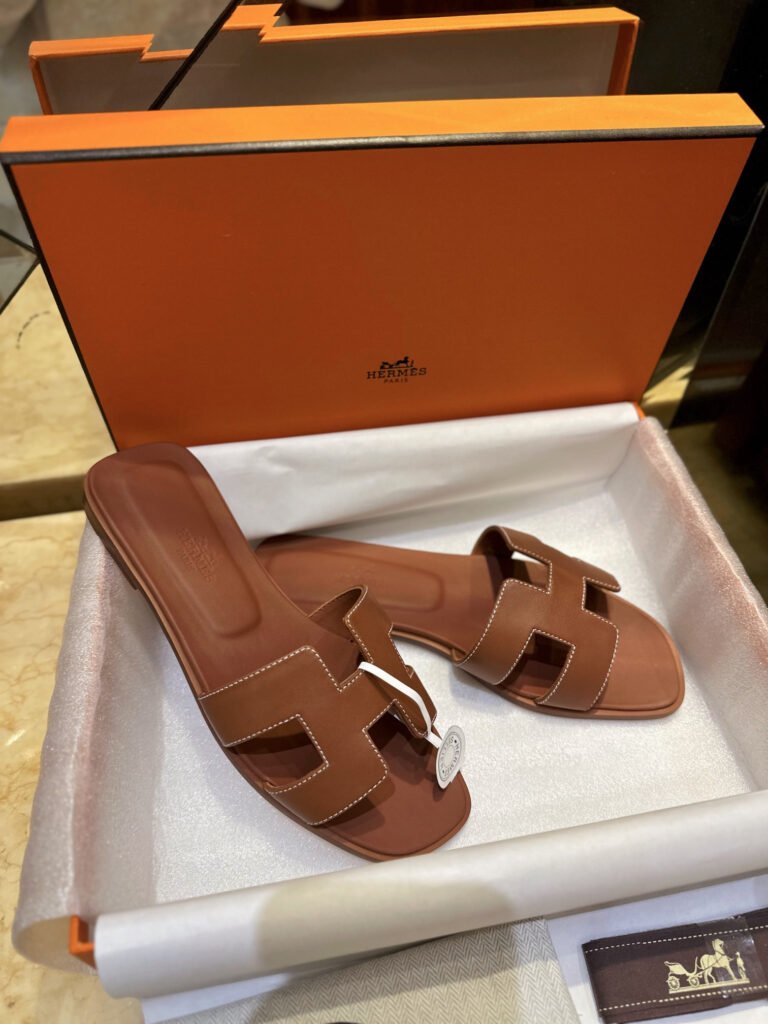 Hermès Unisex Slides detail 3