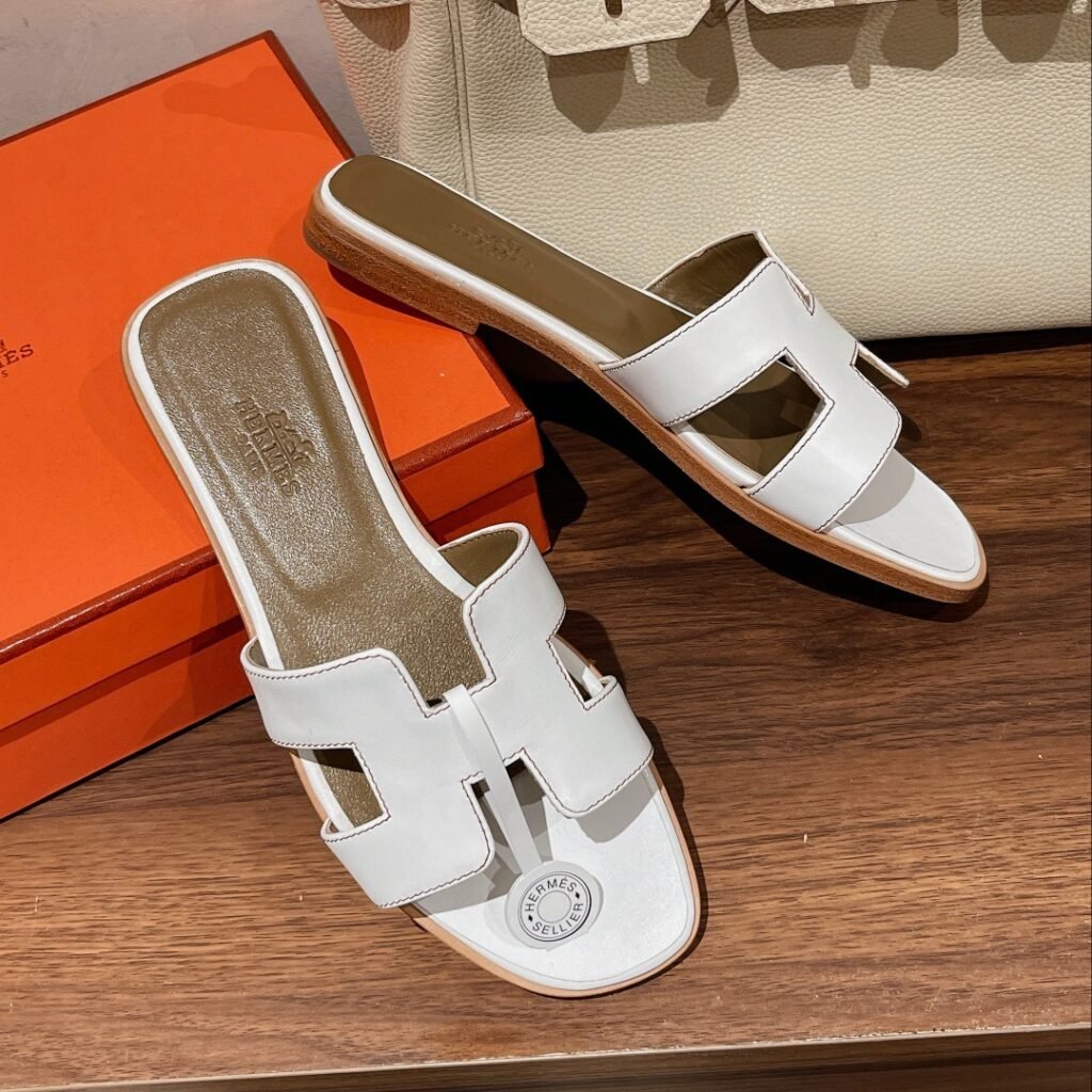 Hermès Unisex Slides detail 3
