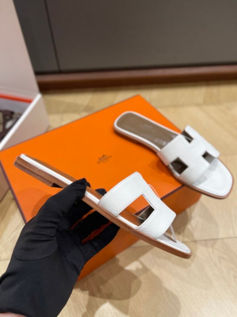 Hermès Unisex Slides detail 3