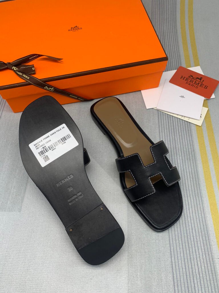 Hermès Unisex Slides detail 3
