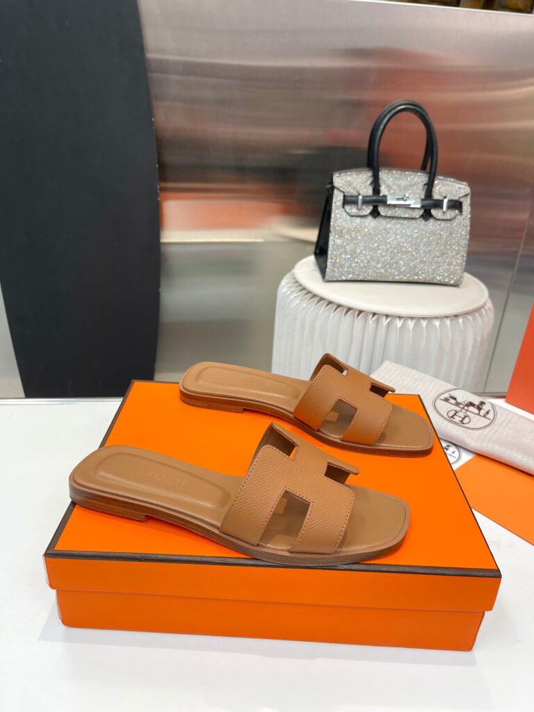 Hermès Unisex Slides detail 3