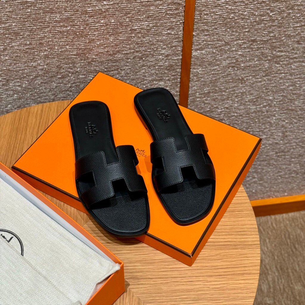 Hermès Unisex Slides detail 3
