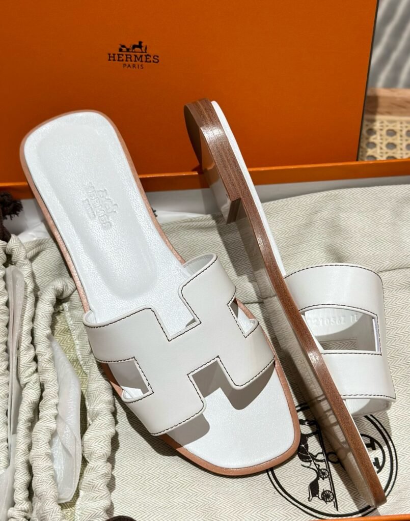 Hermès Unisex Slides detail 3