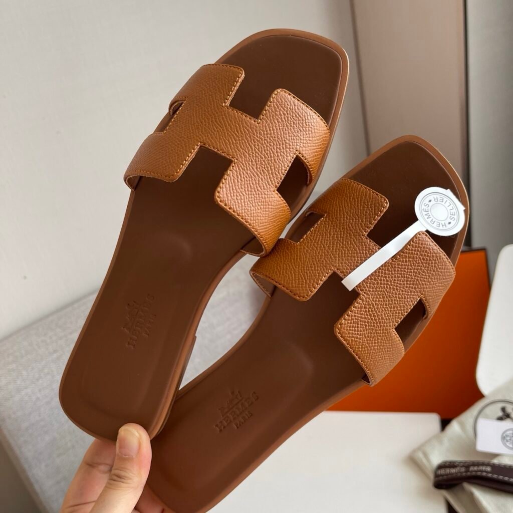 Hermès Unisex Slides detail 3