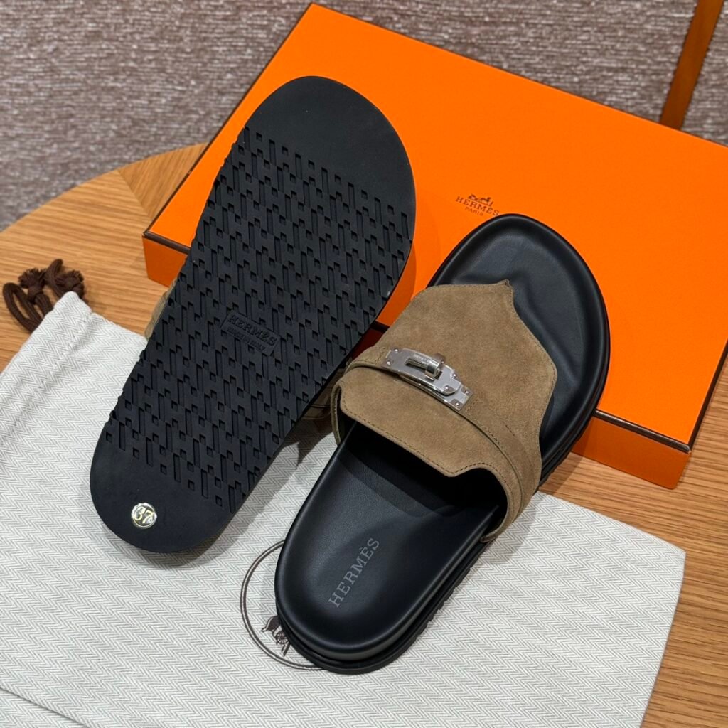 Hermès Unisex Sandals detail 3