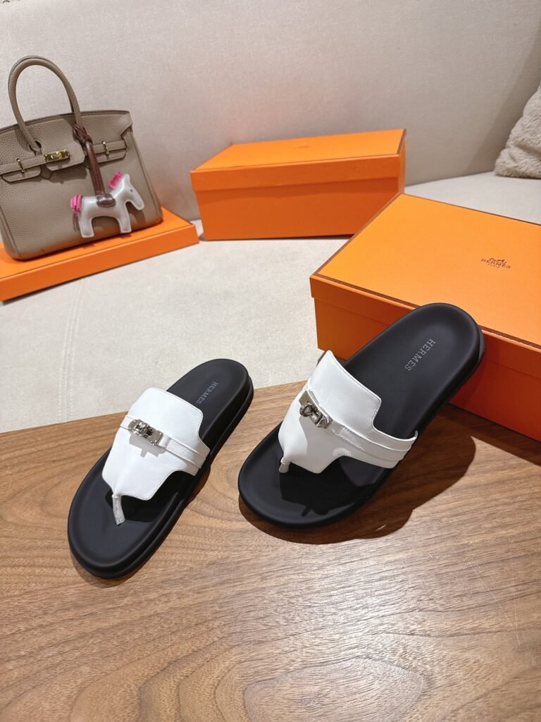 Hermès Unisex Slides detail 3