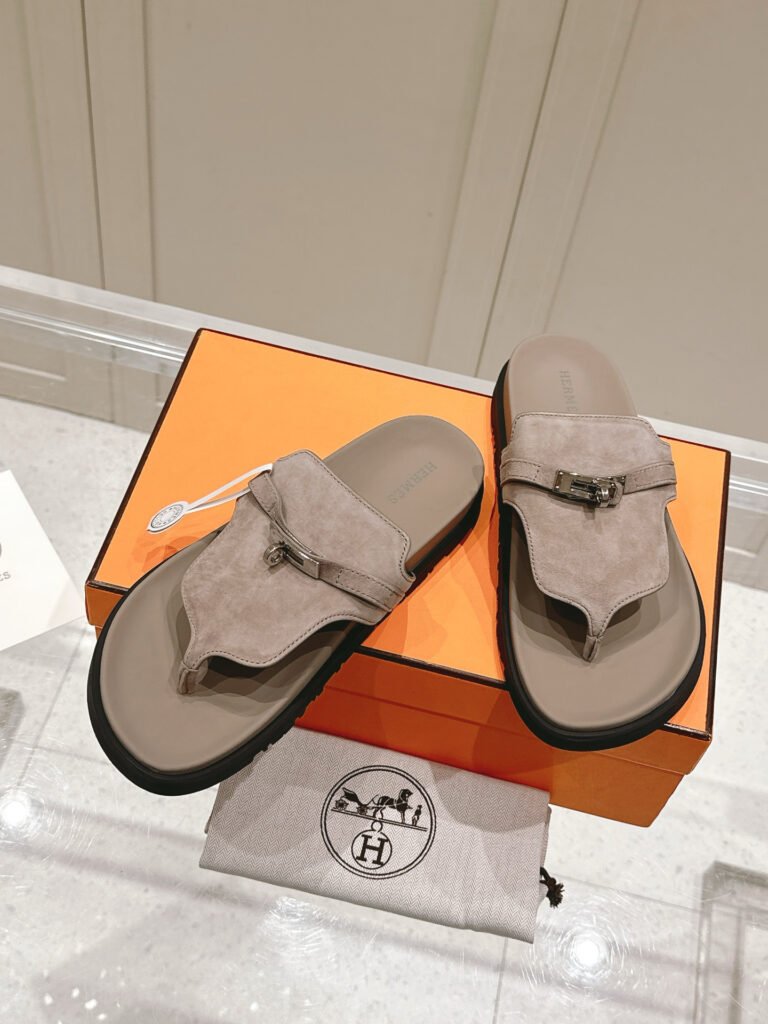Hermès Unisex Slides detail 3
