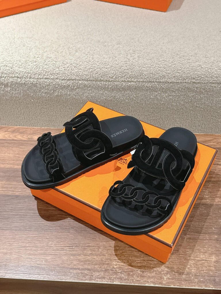 Hermès Women's Slides detail image 3